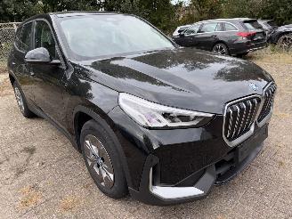 BMW iX1 30 E. 200 kw picture 4