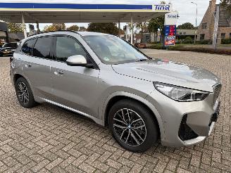 Vaurioauto  passenger cars BMW iX1 2.0 E-Drive M-Sport 2025/5