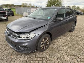 krockskadad bil auto Volkswagen Polo 1.0 -70 Kw Goal 2025/5