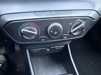 Hyundai I-20 1.0 -74 Kw T-GDi picture 35