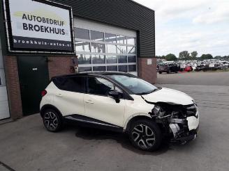 skadebil bedrijf Renault Captur Captur (2R), SUV, 2013 0.9 Energy TCE 12V 2015/4