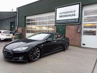 Vrakbiler auto Tesla Model S Model S, Liftback, 2012 P85 2013/10
