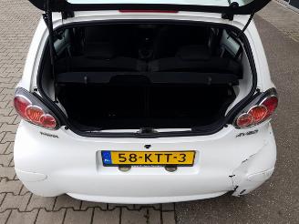 Toyota Aygo 1.0-12V Comfort picture 11