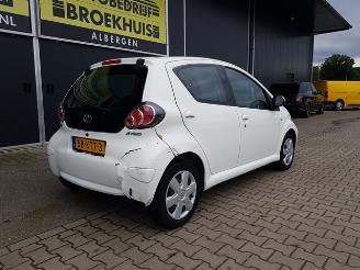 Toyota Aygo 1.0-12V Comfort picture 8