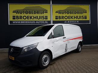 skadebil bedrijf Mercedes Vito 111 CDI Functional Lang 2016/4