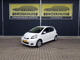 Coche accidentado Toyota Aygo 1.0-12V Comfort 2010/2