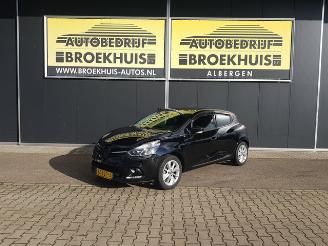 Schadeauto Renault Clio 0.9 TCe Intens Limited 2018/1