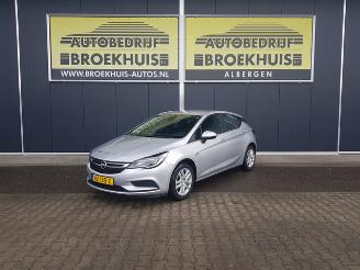 Coche accidentado Opel Astra 1.0 Edition 2016/2