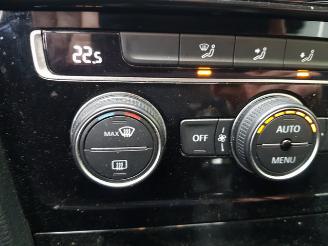 Volkswagen Golf 1.6 TDI Comfortline SOUND-Edition picture 19