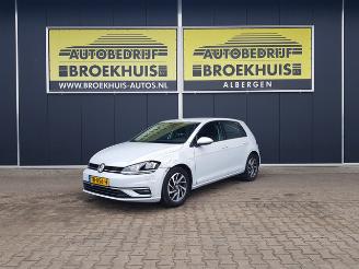 krockskadad bil auto Volkswagen Golf 1.6 TDI Comfortline SOUND-Edition 2018/1