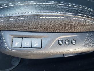 Peugeot 308 SW 1.2 PureTech Blue Lease Premium picture 23