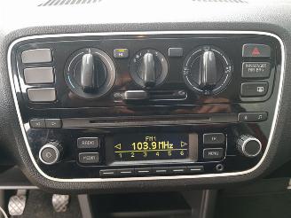 Volkswagen Up! 1.0 move up! picture 16