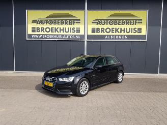 damaged passenger cars Audi A3 Sportback 1.6 TDI ultra Attraction Pro Line 2015/5