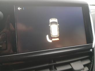 Peugeot 208 1.2 PureTech Signature picture 29