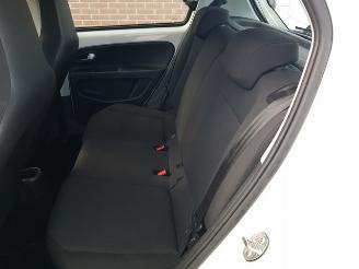 Volkswagen Up! 1.0 BMT move up! picture 14