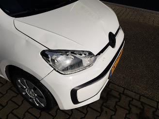 Volkswagen Up! 1.0 BMT move up! picture 9