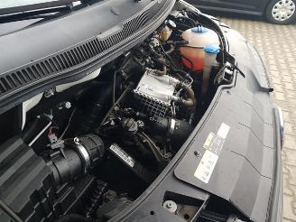 Volkswagen Transporter 2.0 TDI L2H1 DC 30 picture 22