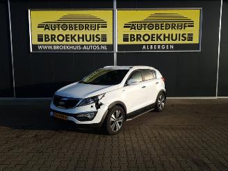 skadebil auto Kia Sportage 2.0 X-clusive 4wd 2011/4