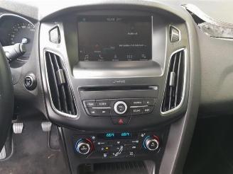 Ford Focus Focus 3 Wagon, Combi, 2010 / 2020 1.0 Ti-VCT EcoBoost 12V 125 picture 13