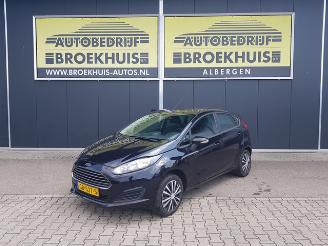 krockskadad bil auto Ford Fiesta 1.0 Style 2015/4