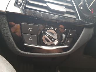 BMW 5-serie Touring 520d Executive picture 39