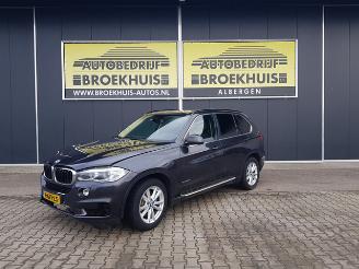 krockskadad bil auto BMW X5 xDrive30d High Executive 2016/6