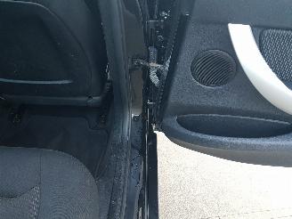 BMW 3-serie 320i Executive picture 13