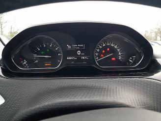 Peugeot 208 1.2 PureTech Allure picture 22