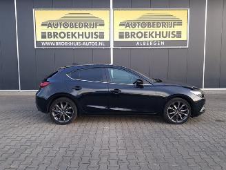 Mazda 3 2.0 SkyActiv-G 120 SkyLease GT picture 4