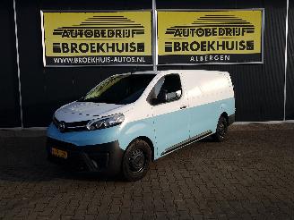 skadebil bedrijf Toyota Proace 2.0 D-4D Cool Comfort Long 2017/7