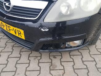 Opel Zafira 1.6 Temptation picture 11