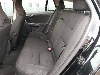 Volvo V-60 1.6 D2 Momentum picture 16
