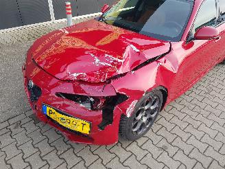 Alfa Romeo Giulia 2.0T Super picture 9