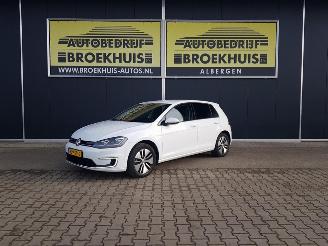 krockskadad bil auto Volkswagen e-Golf e-Golf 2017/12