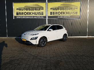 Schadeauto Hyundai Kona EV Fashion 64 kWh 2021/12