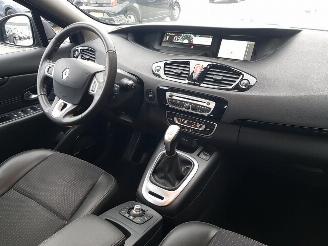 Renault Scenic 2.0 Bose Automatic picture 17