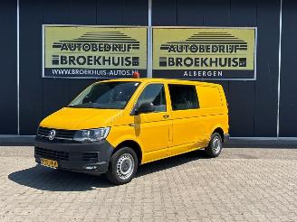 uszkodzony samochody ciężarowe Volkswagen Transporter 2.0 TDI L2H1 DC Comfortline Plus 2018/3