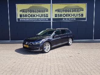 Schadeauto Volkswagen Passat Variant 1.4 TSI GTE Highline 2015/12