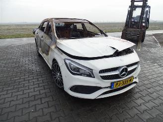Mercedes Cla-klasse 180 Shooting Brake picture 4
