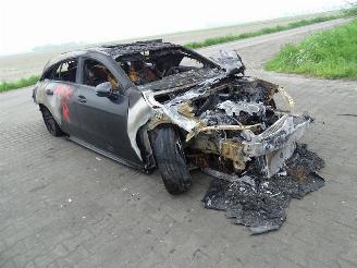 Mercedes Cla-klasse Shooting Brake  200 Turbo picture 4