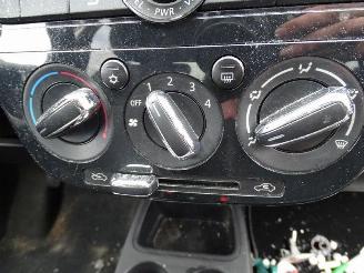 Mitsubishi Space-star 1.2 12v picture 6