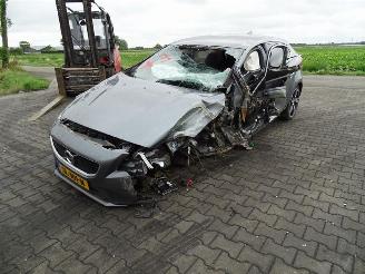 Volvo V-40 2.0 D3 picture 3