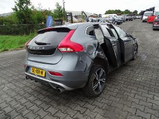 Vrakbiler auto Volvo V-40 2.0 D3 2018/5