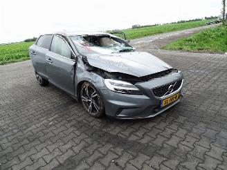 Volvo V-40 2.0 D3 picture 4