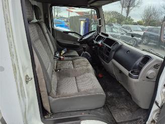 Nissan NT400 2.5 DCI Hoogwerker picture 17