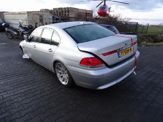 BMW 7-serie 745i picture 2