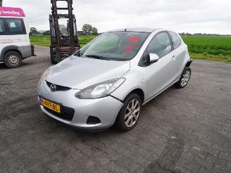 Mazda 2 1.3 16v picture 3