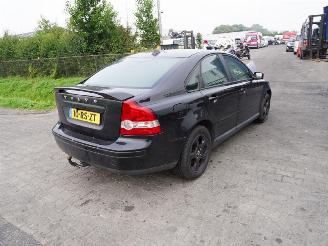 Uttjänta bilar auto Volvo S-40 1.8 16v 2005/8