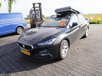 Seat Leon SportsTourer 1.0 TSi picture 3