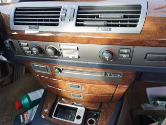 BMW 7-serie 735i picture 6